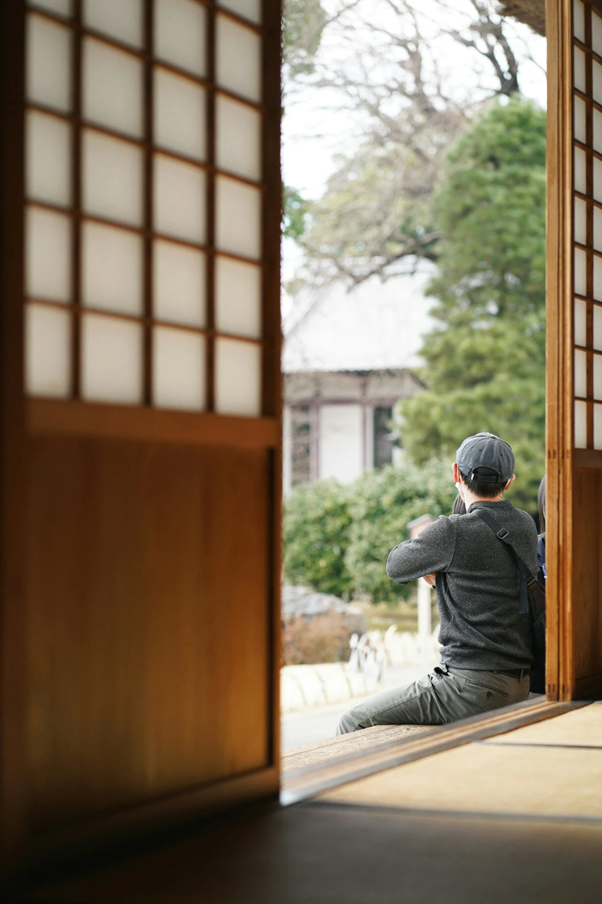 「玄関で倒れる寸前だった」——独居70代男性、朝の熱中症。前夜の水分がカギだった