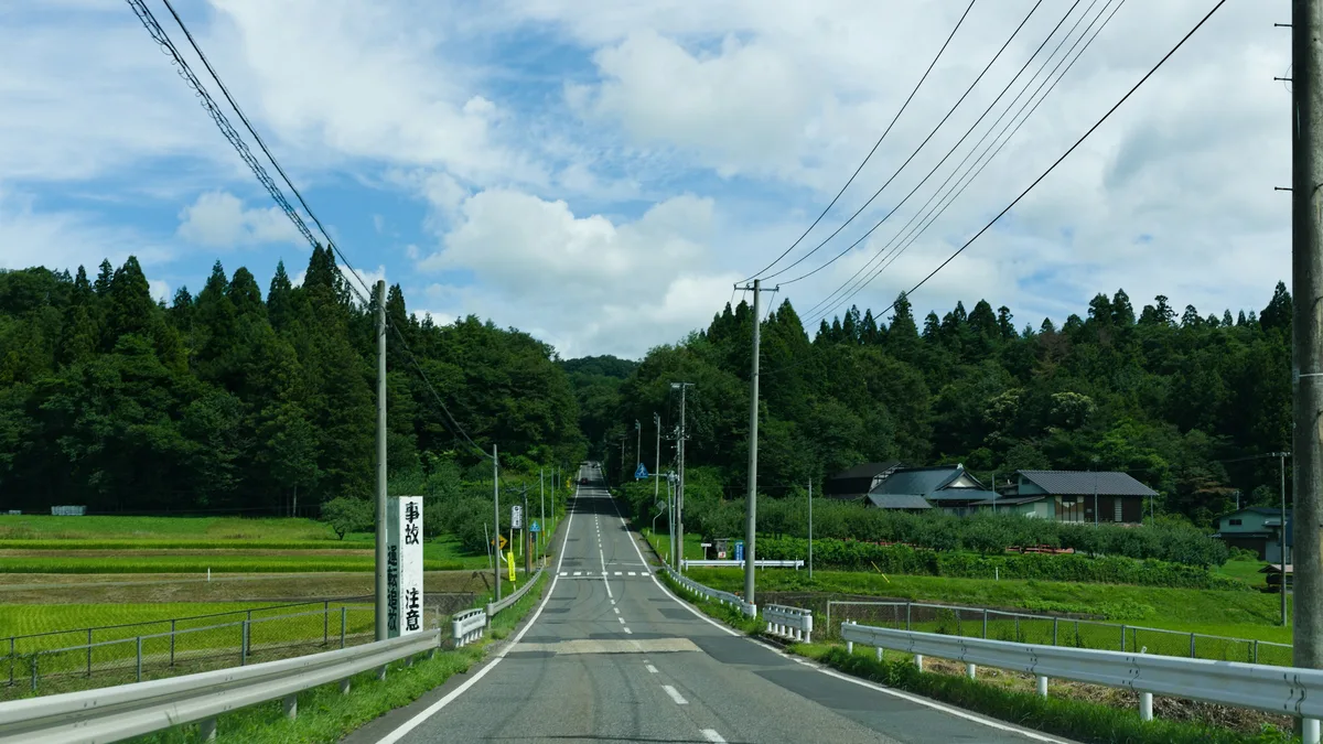 「痛いのは、指だけです」——交通事故で運ばれた60代男性の、いちばん危なかった数字は血圧196/128でした